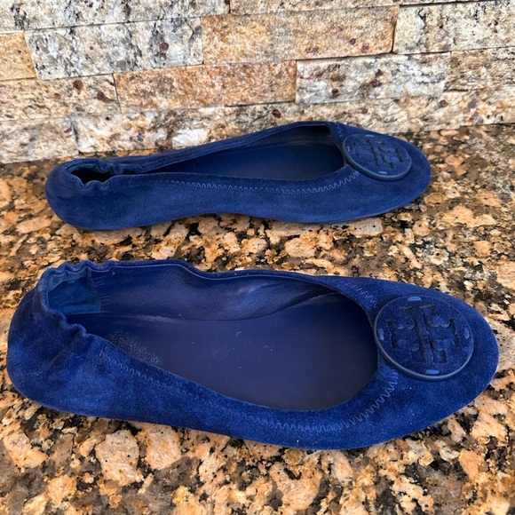 Tory Burch mini travel navy suede ballet flats - Picture 2 of 7